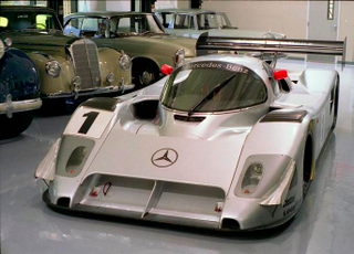 Illustration for article titled Mercedes-Benz Sauber C291 photodump